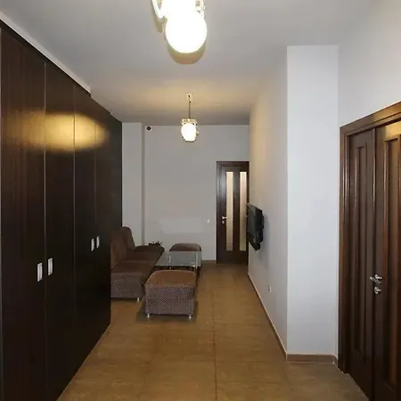 Thoma 3 Apartment *